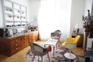 Kuchyň nebo kuchyňský kout v ubytování MAS TERRE Chambres d'Hôtes + 37 fotografií