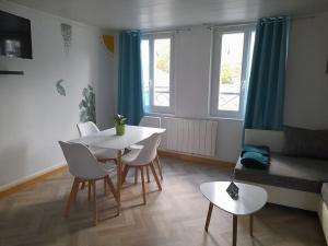 Zdjęcie z galerii obiektu 1)Maison chaleureuse à 2 pas de la Seine w mieście Duclair