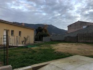 Výhľad na hory alebo výhľad na hory priamo z apartmánu + 4 fotografie