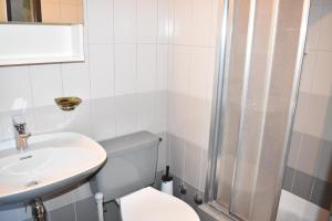 Ένα μπάνιο στο Damiez (371 Br)