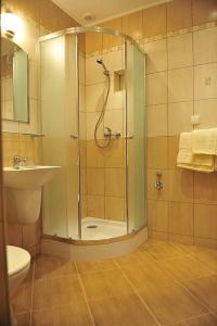 Kúpeľňa v ubytovaní Apartamenty Parkowa