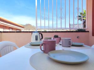 Balkón nebo terasa v ubytování The Heights - Los Cristianos - heated pool - WiFi free