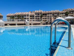 Bazén v ubytování The Heights - Los Cristianos - heated pool - WiFi free nebo v jeho okolí