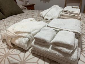 Postel nebo postele na pokoji v ubytování Villa Hortensia - Primera linea playa la concha