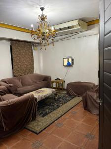 Seating area sa Al Moayad Apartment Near to Genina Mall, Abbas Al Akkad