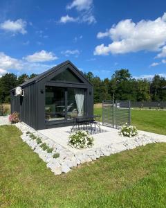 Vonkajšia záhrada v ubytovaní Holiday Hill Karpnki, Sauna, Domek Hygge-balia, Domek Lagom-jacuzzi