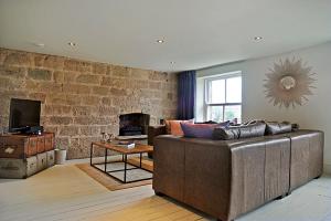 TV a/nebo společenská místnost v ubytování Royal Parade Apartments
