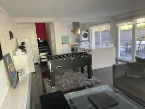 Foto dalla galleria di Maison détente équipée d un grand sauna a Gingsheim