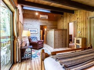 Posezení v ubytování Forest View Chalet