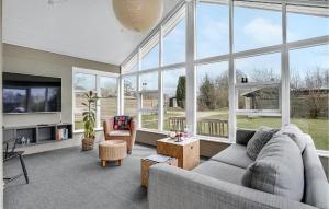 A seating area at Beautiful Home In Otterup With Kitchen