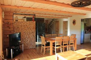 Kuchyň nebo kuchyňský kout v ubytování Rootsimaa Holiday House