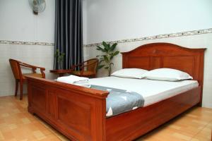 Postel nebo postele na pokoji v ubytování HOTEL NGUYEN ANH