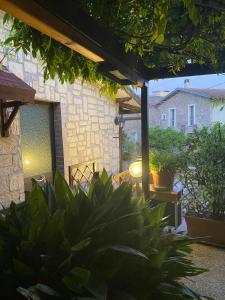Taman di luar Etruscan residence Perugia