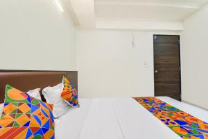 Легло или легла в стая в FabHotel Crystal, Ahmedabad