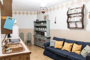 Kuchnia lub aneks kuchenny w obiekcie Casa Cueva Picoesquina
