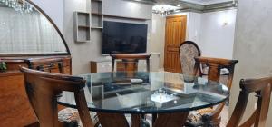 A seating area at Comfy 2-Bedrooms Apartment in Cairo 44-2