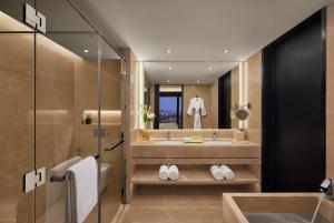 Koupelna v ubytování Hyatt Centric Juhu Mumbai