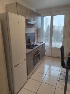 Η κουζίνα ή μικρή κουζίνα στο La Grâce