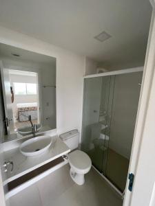 Un baño de Apartamento 2 quartos c/ Piscina 3 Ar-condicionado