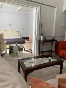 Posteľ alebo postele v izbe v ubytovaní Presidential Apartment by Athens Stay