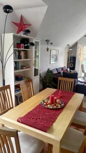 Χώρος καθιστικού στο Ferienwohnung Dreiseetal