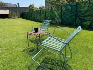 Ogród w obiekcie Appartement Bollyroom - Plage 50m - Rue gratuite