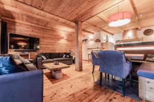 Χώρος καθιστικού στο Luxury chalet Léli +17 φωτογραφίες