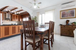 Kuchyň nebo kuchyňský kout v ubytování Casa Jerez 14 en Nerja