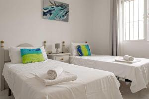 Postel nebo postele na pokoji v ubytování Casa Jerez 14 en Nerja