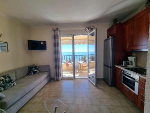 Kuchyňa alebo kuchynka v ubytovaní Corfu Dream Holidays Villas