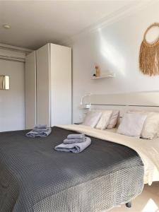 Posteľ alebo postele v izbe v ubytovaní Villa Happiness - Luxury chalet with sea view