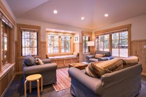 A seating area at House on Metolius