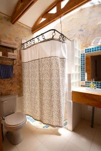 Vannituba majutusasutuses Hotel-Camping Takha Takha