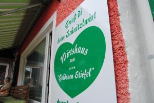 Certifikát, hodnocení, plakát nebo jiný dokument vystavený v ubytování Bed & Breakfast Goldener Stiefel