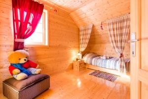 Posteľ alebo postele v izbe v ubytovaní Holiday house with a parking space Ravna Gora, Gorski kotar - 20300