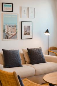 Posedenie v ubytovaní La Villa Suzanne - Two Bedrooms - Deauville Beach