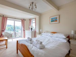 Llit o llits en una habitació de Estuary House Flat 3