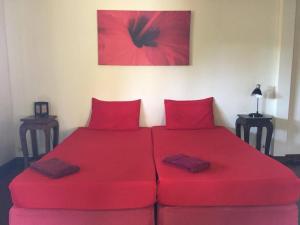 Postel nebo postele na pokoji v ubytování Sea View Villa Kantiang Bay