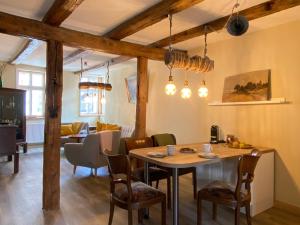 Et opholdsområde på Ferienwohnung Helene im Einzeldenkmal - Lange Gasse 29