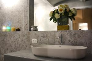 Ένα μπάνιο στο Appartamento Biba +17 φωτογραφίες