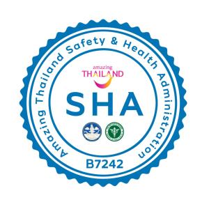una etiqueta para una clínica sanitaria y de seguridad de los morteros de Tailandia en The Bangkok Cha Cha Suite - SHA Certified, en Bangkok