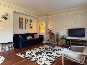 Telewizja i/lub zestaw kina domowego w obiekcie Apartamento Axpelarru
