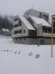 Hotel ČESKÁ FARMA v zime