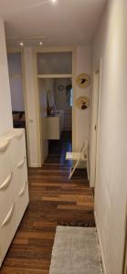 Kuchyňa alebo kuchynka v ubytovaní Apartman Franko- Jarun