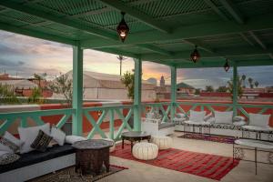 Balkón nebo terasa v ubytování Riad les remparts de la kasbah