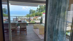 Fotografie z fotogalerie ubytování Studio Vaimiti pour 2 personnes vue mer et Moorea v destinaci Faaa
