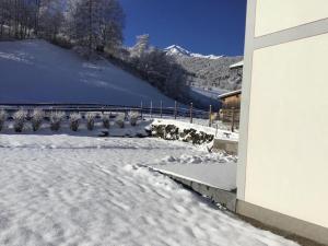 Chalet in Rennweg near Ski Slopes v zimě