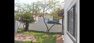 オリンピアにあるNova casa da vovó duduの庭車輌家 +5枚の写真