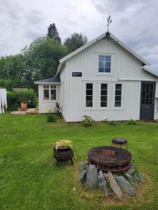Zahrada ubytování Loftstuga i Säfsen
