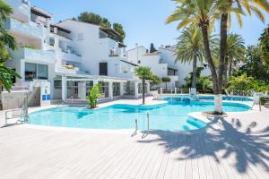 The swimming pool at or close to Puente Romano Hotel Apartment Marbella